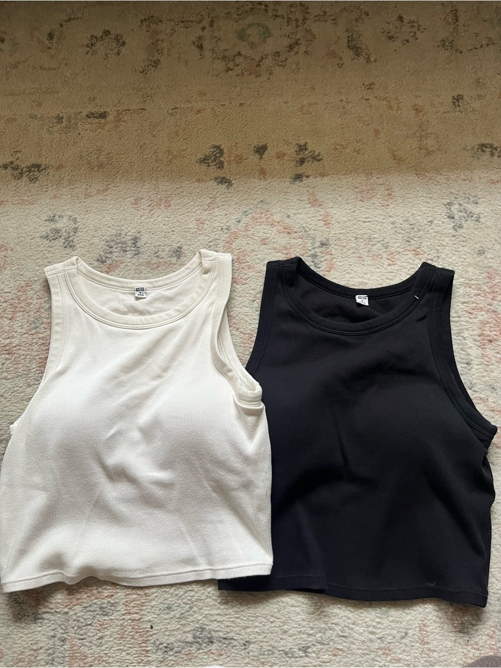 UNIQLO padded Ribbed Tank Top - Black and Cream